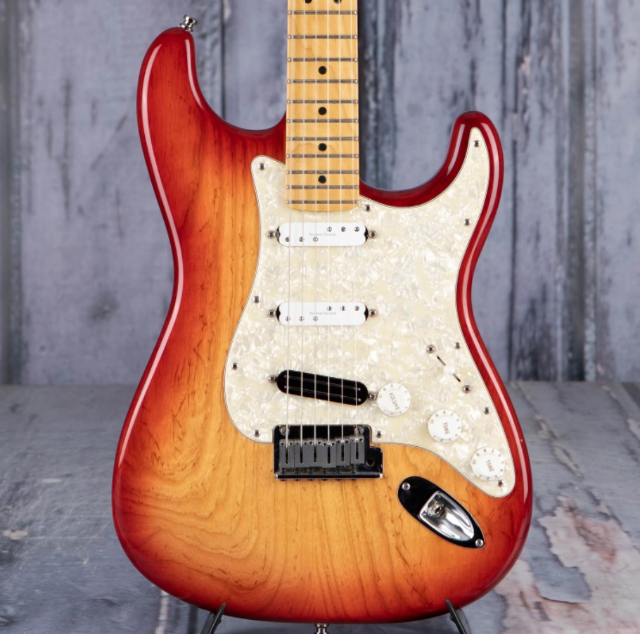 Used-2003-Fender-American-Strat-Texas-Special-FRONT